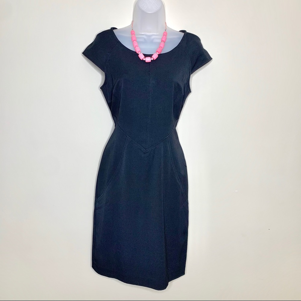 NY & Co Black Tapered Curve-Flattering Cap Sleeve Career Cocktail Dress 4 LBD